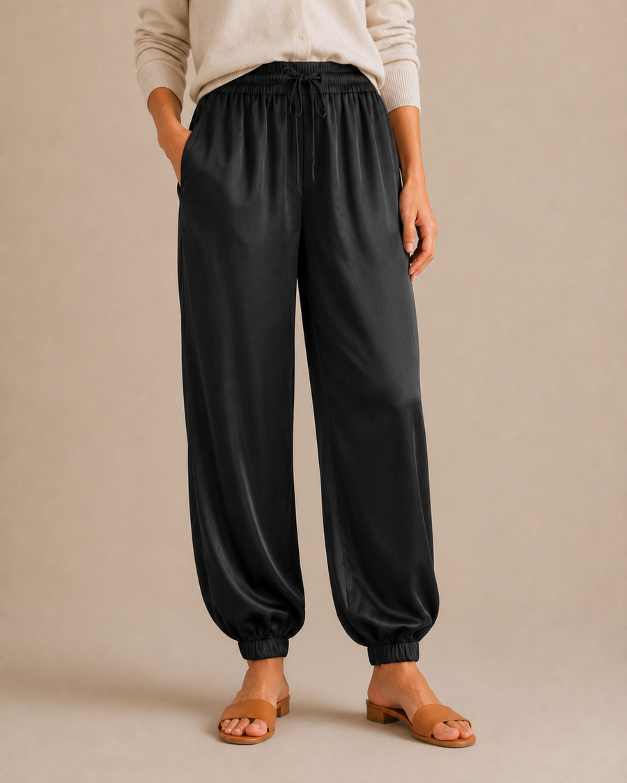 Pleated Balloon Trouser - Black front [[c:black]]